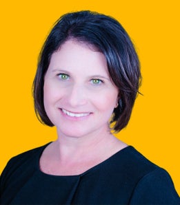 Portrait of Kara Hubner, Broker/Agent.